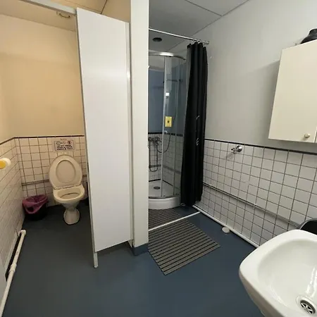 Office House Services 658 Hostel *