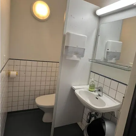 Office House Services 658 *