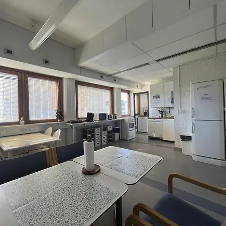 Hostelli Office House Services 658